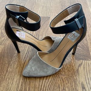 Taupe suede toe heel